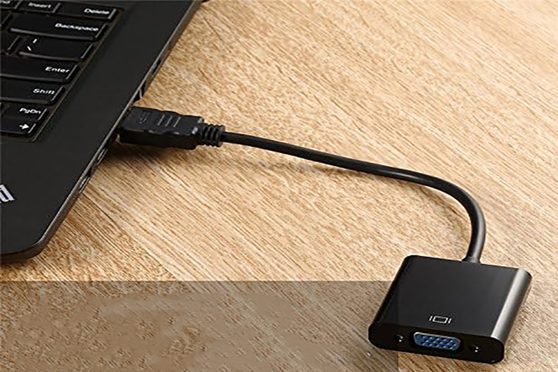 Avis RETYLY Adaptateur HDMI vers VGA : Le Test Complet pour Savoir s’il Faut l’Acheter